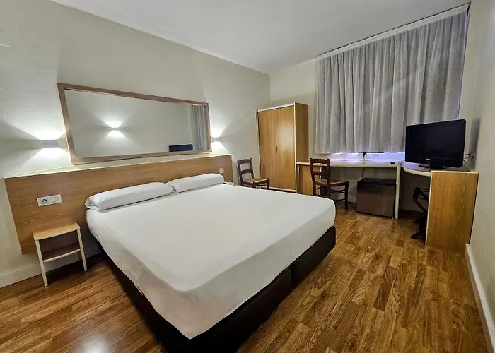 Yit Ciudad De Szálloda Elche