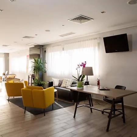 Hotel Yit Ciudad De