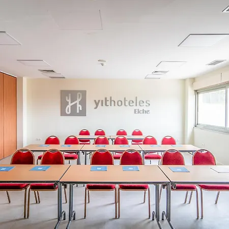 Hotel Yit Ciudad De