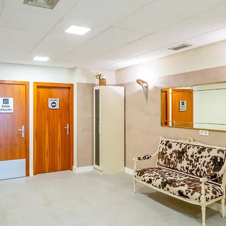 Hotel Yit Ciudad De