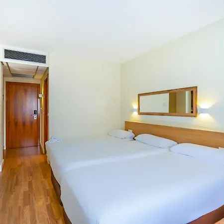 Yit Ciudad De 3*
