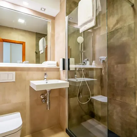 Yit Ciudad De Hotel 3*