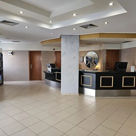 Yit Ciudad De Hotel 3*