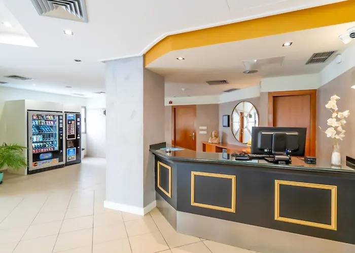 Yit Ciudad De 3* Elche