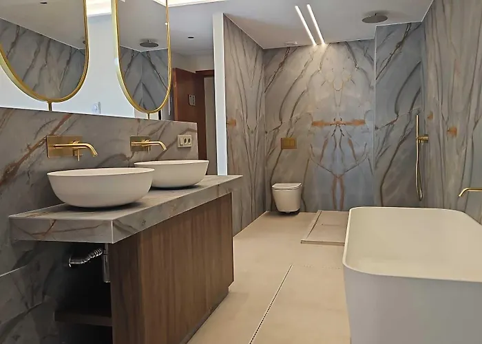 Yit Ciudad De Hotel 3*